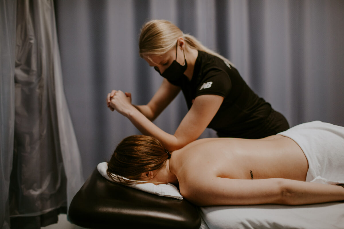 Massage Therapy Clinic North Vancouver | North Vancouver ICBC Physiotherapy & Sports Clinic